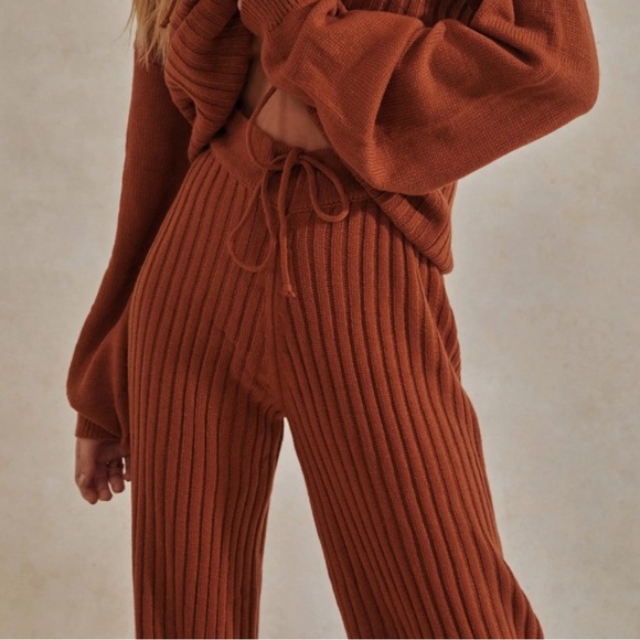 SNDYS x REVOLVE Rust Ribbed Knit High Waisted Flared Wide Leg Pants Size S - Picture 2 of 5